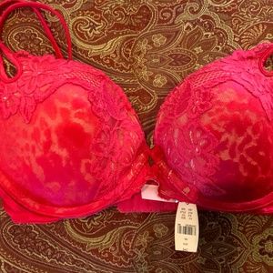 VICTORIA SECRET Underwire bra Size, size 34C, NWT, MSRP $69.50